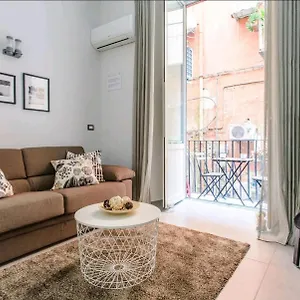 Appartamento Charlotte House, Napoli